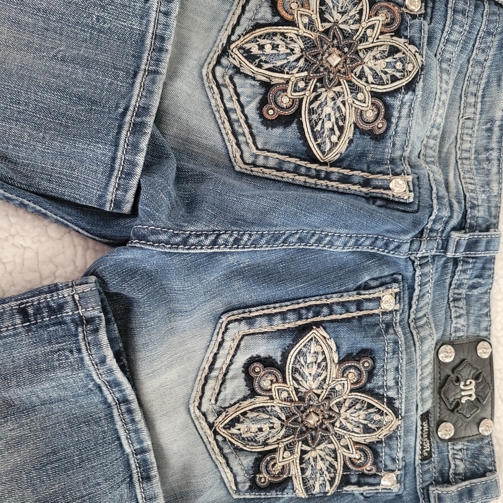 Miss Me womens 33 jeans